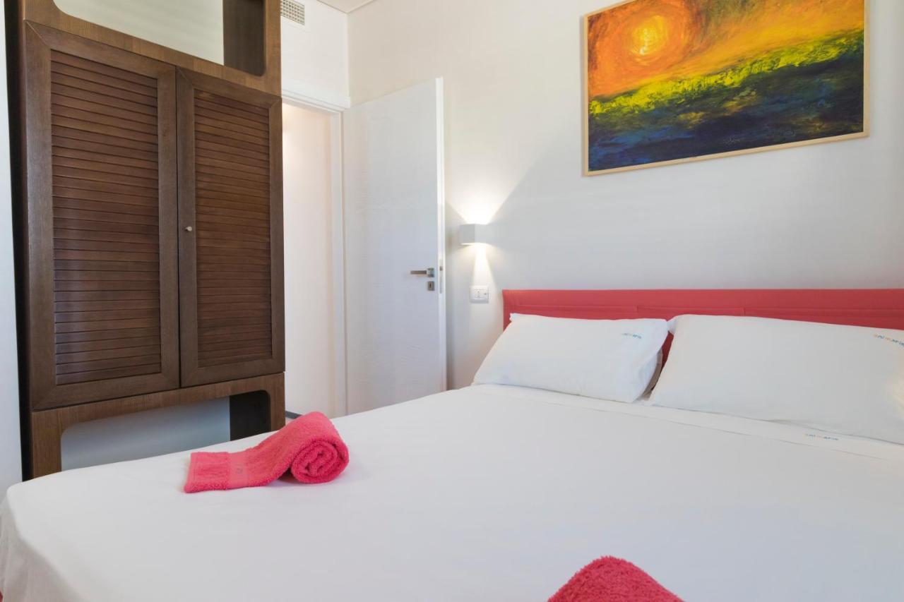 Solmaris Seaside - B&B Sul Mare Maruggio Exterior foto